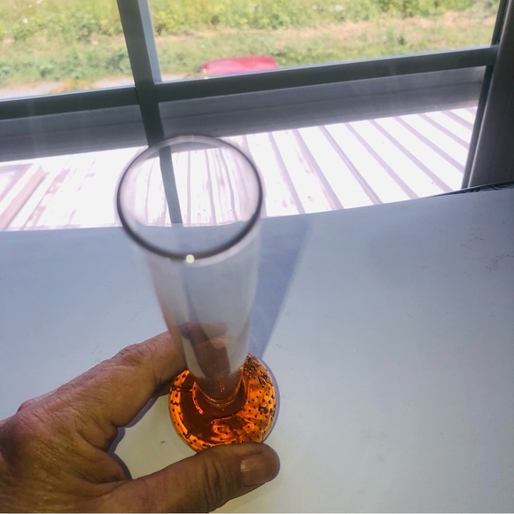 Mid Century Amber controlled bubble glass vase for that special flower - Picture 4 of 8